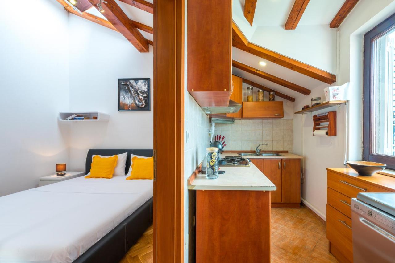 Beach Lapad Apartment Villa Tolja Dubrovnik Exterior photo